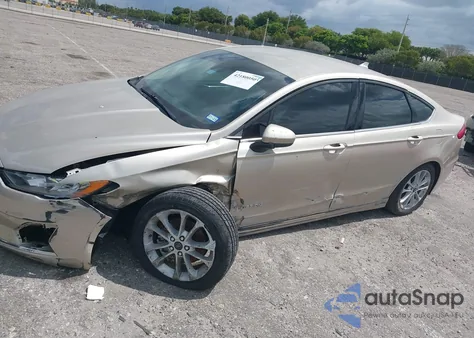 2019 Ford Fusion Hybrid Se из США, поврежденный, VIN 3FA6P0LU0KR155046